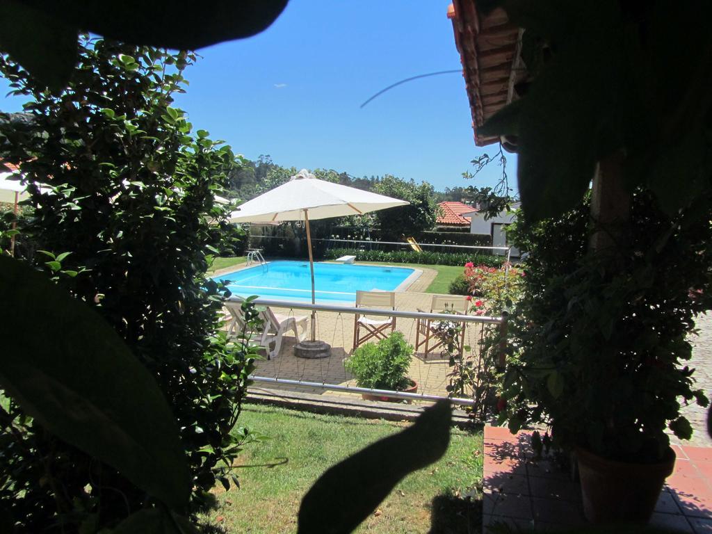 Bed and Breakfast Casa Paz Do Outeiro Паредиш-ди-Кора Экстерьер фото