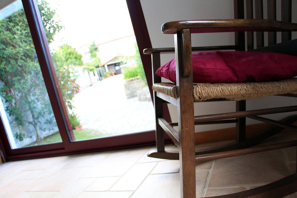Bed and Breakfast Casa Paz Do Outeiro Паредиш-ди-Кора Экстерьер фото