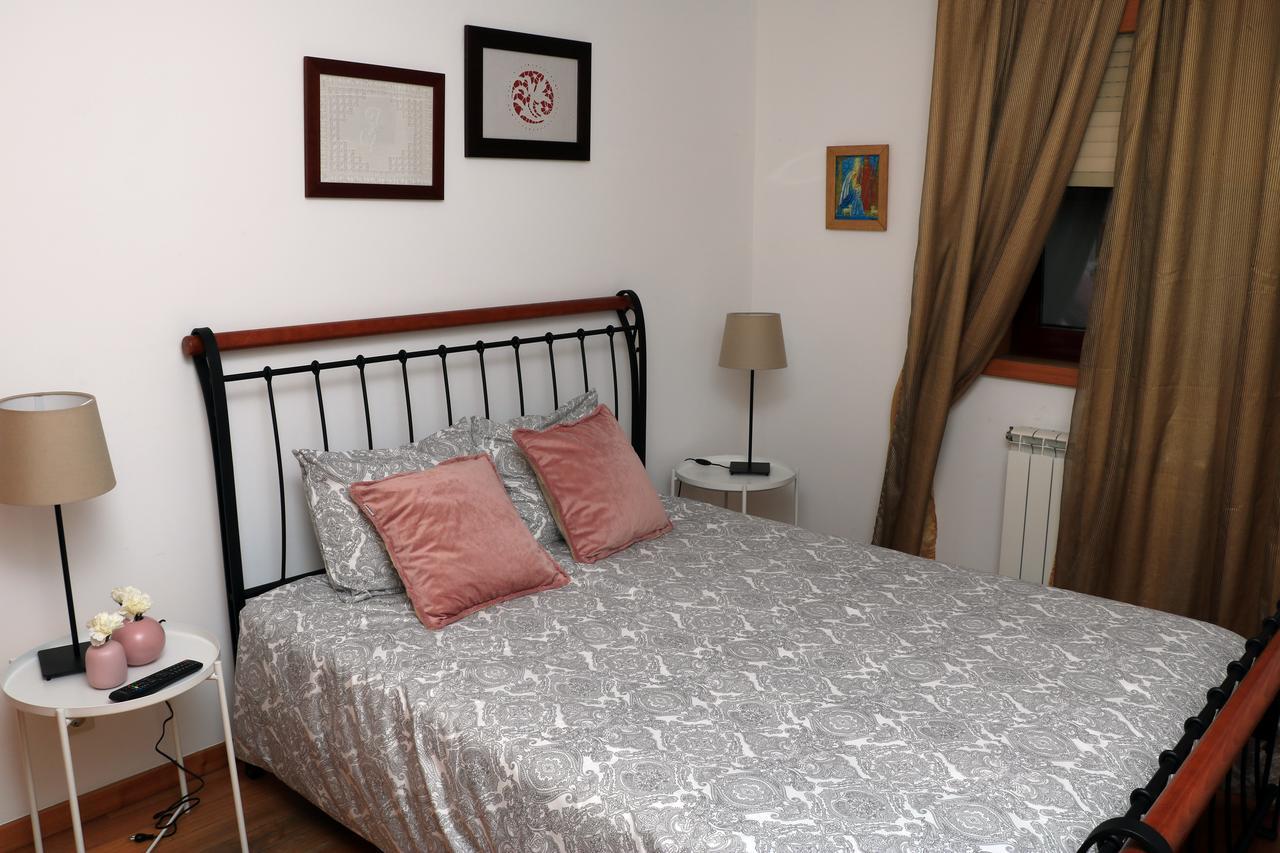 Bed and Breakfast Casa Paz Do Outeiro Паредиш-ди-Кора Экстерьер фото